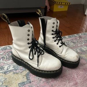 platform doc martens